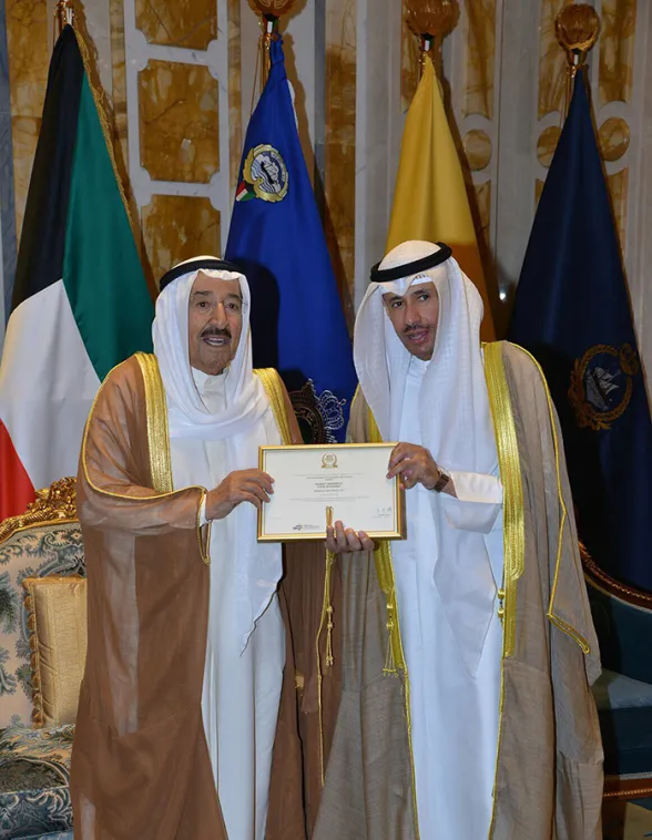 تكريم أمير البلاد الراحل للدكتور صلاح الناجم بمناسبة فوزه بجائزة WSIS 2017.